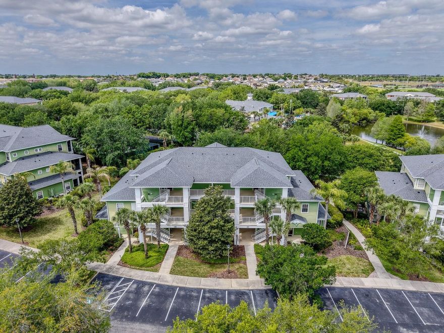 Spacious and well-maintained second-floor 3 bedroom, 2 bathroom turn-key vacation condo in a prime location over tennis courts to the rear.
This condo is perfect for a getaway to Sunny Florida or as an investment property, or even both. Make money while you are not using the condo yourself. Close to everything Orlando has to offer and plenty of amenities on site. Large community pool, children's pool, tennis courts,
playground, clubhouse, etc The property enjoys an open plan style living which is ideal for all the family to be together after a long day at the
parks. Three good size bedrooms provide plenty of space for guests to sleep and relax. So whether you're looking for somewhere you can bring your family for vacations, or looking to invest in your own income producing investment, this property offers the flexibility for both options.