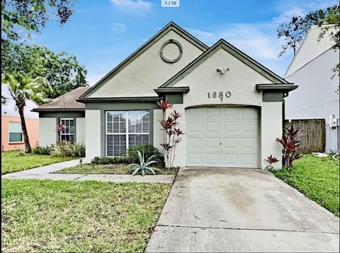 Photo of 1680 Palm Leaf Drive, Brandon, FL 33510 (MLS # TB8523411)