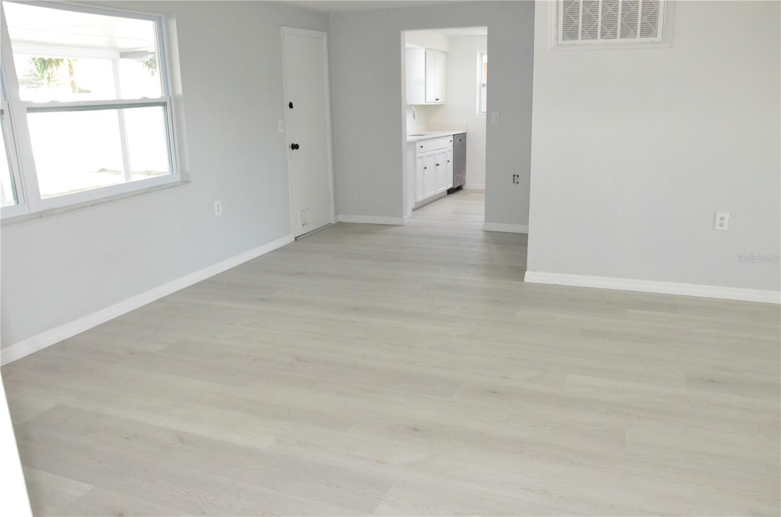 FOREST HILLS - Residential