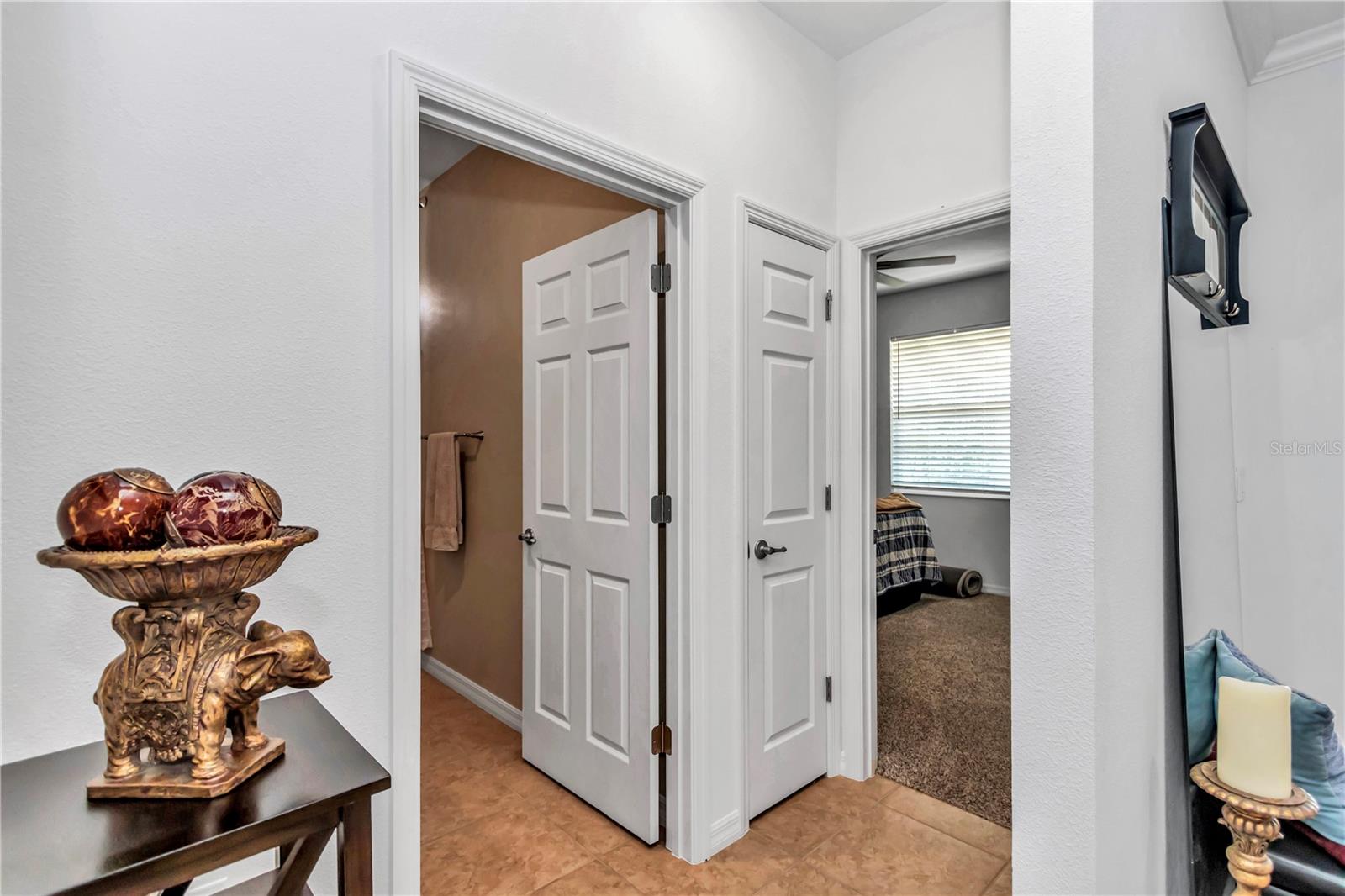 ON TOP OF THE WORLD - Residential