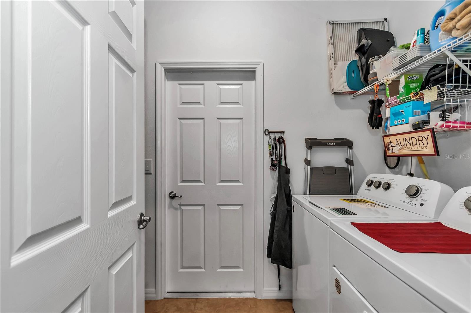 ON TOP OF THE WORLD - Residential