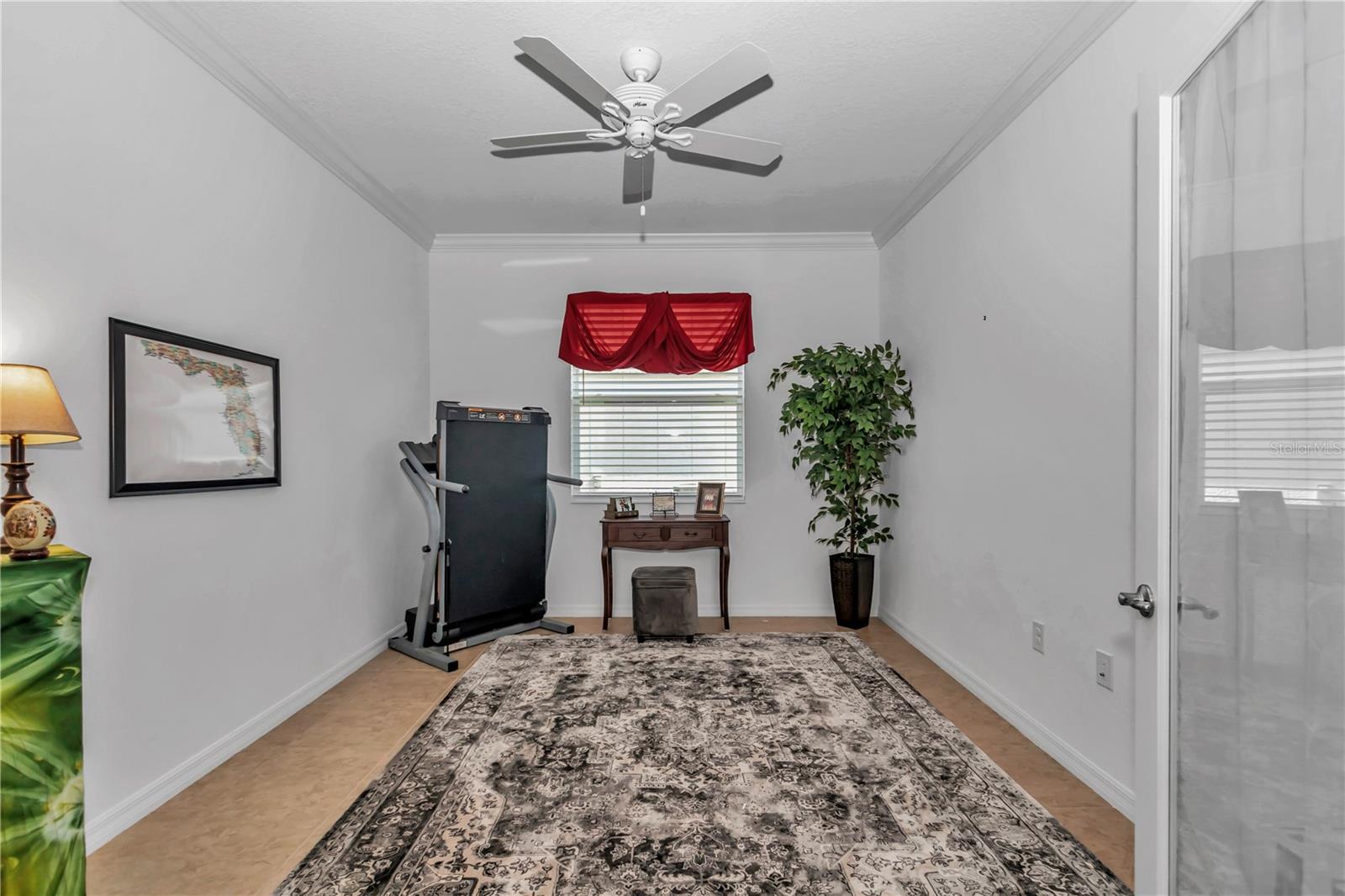 ON TOP OF THE WORLD - Residential