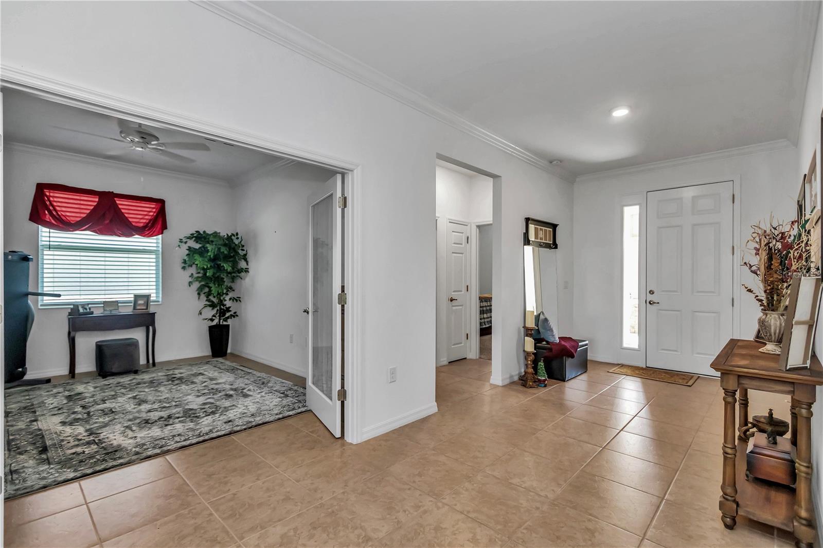 ON TOP OF THE WORLD - Residential