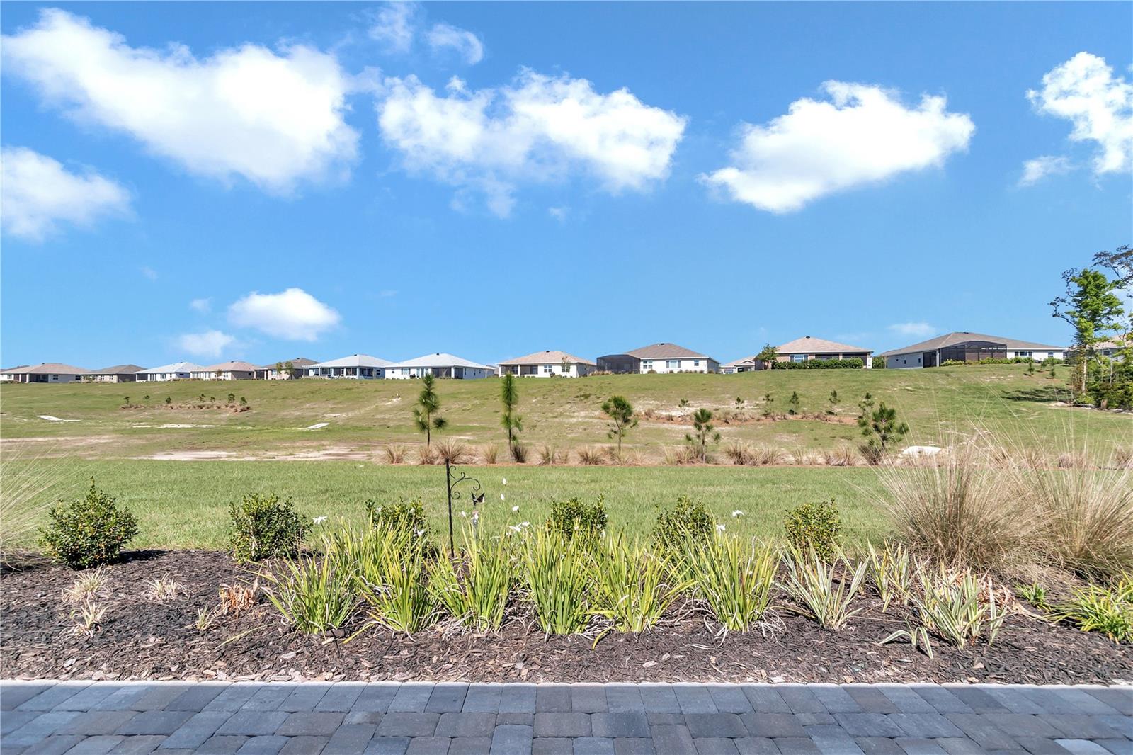 ON TOP OF THE WORLD - Residential