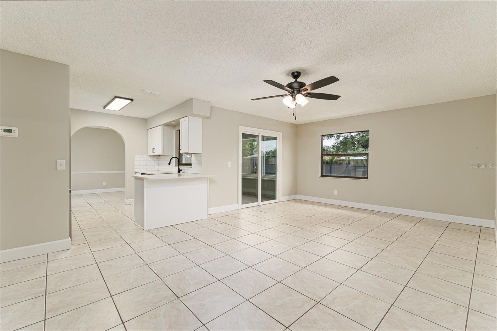 4052 LEHMAN COURT
