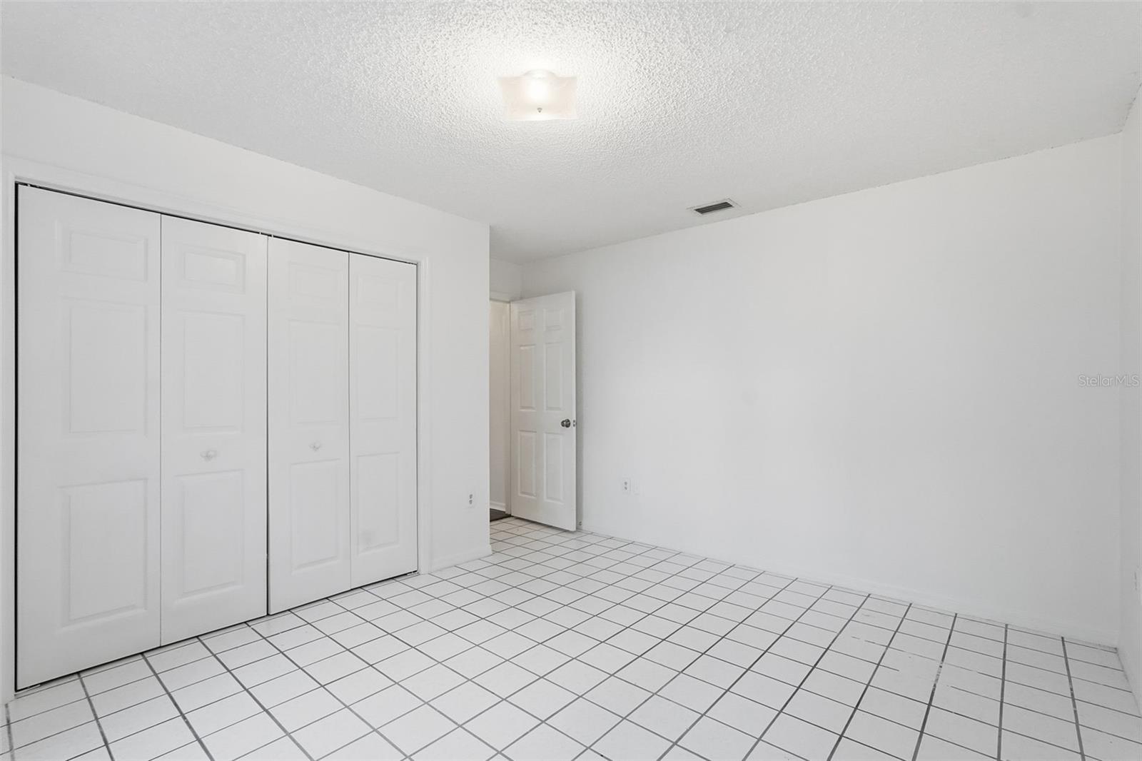 RAINBOW WOODS - Residential