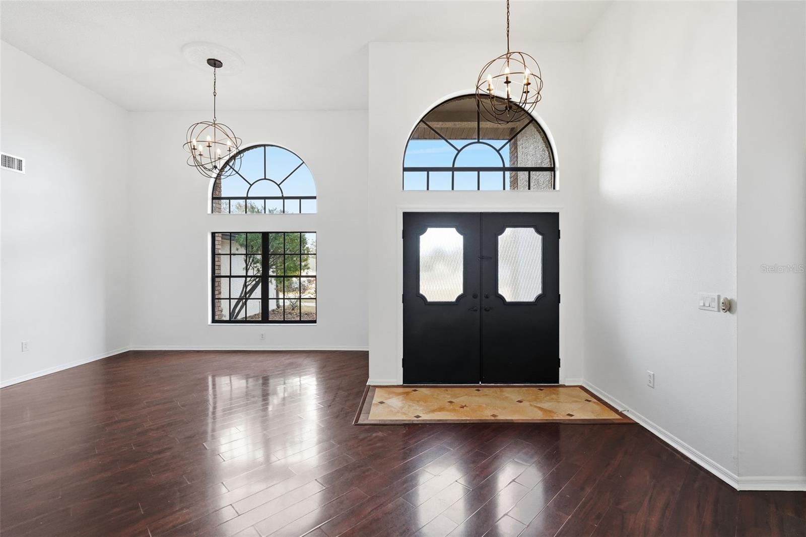 RAINBOW WOODS - Residential