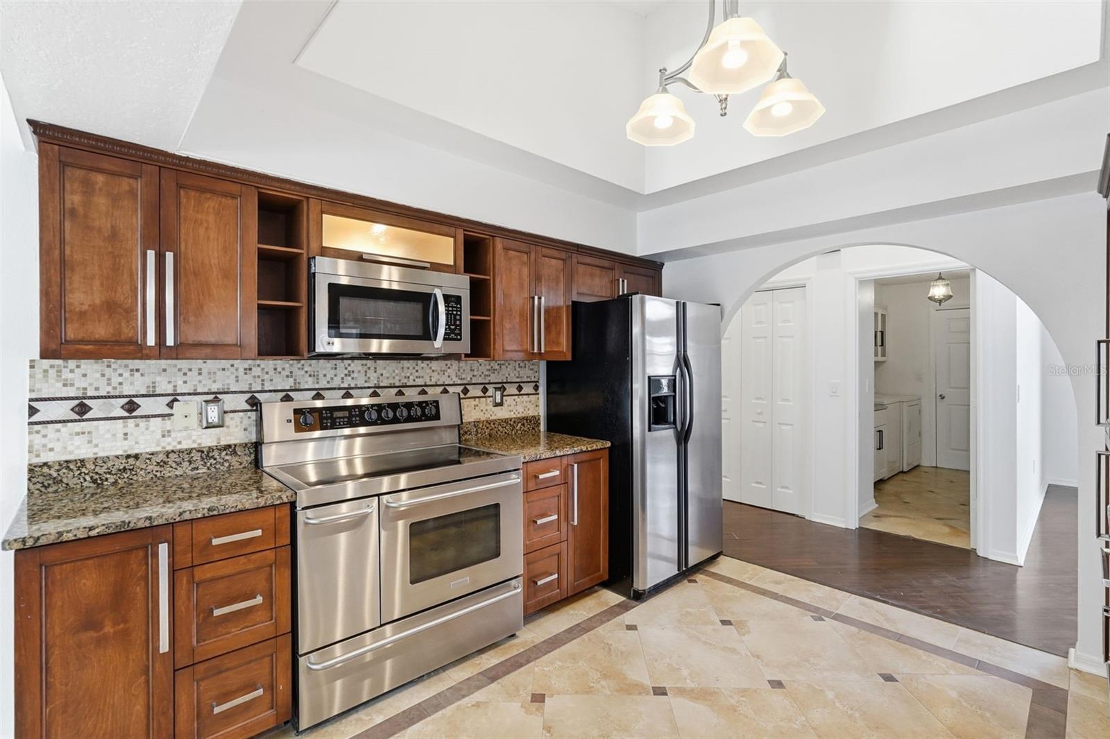 RAINBOW WOODS - Residential