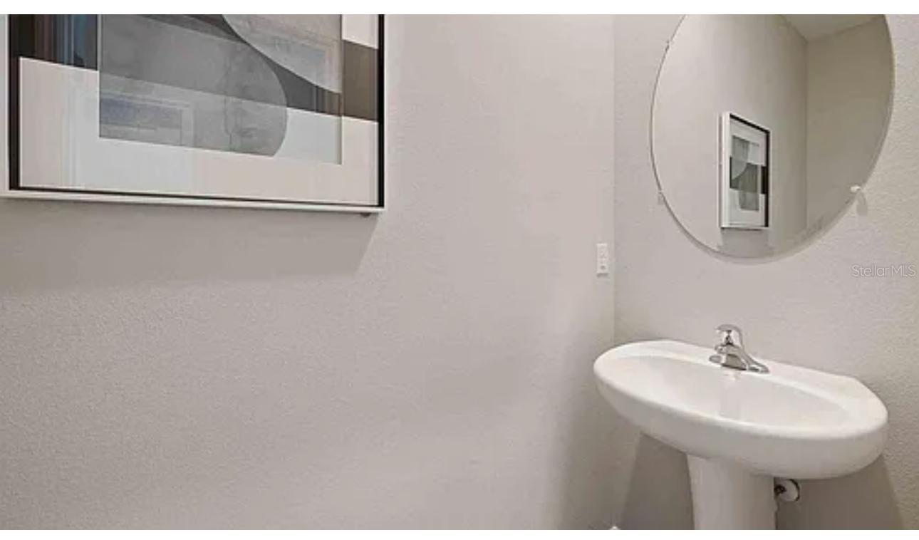 UNION PARK PH 7F1 & 7F2 - Residential Lease