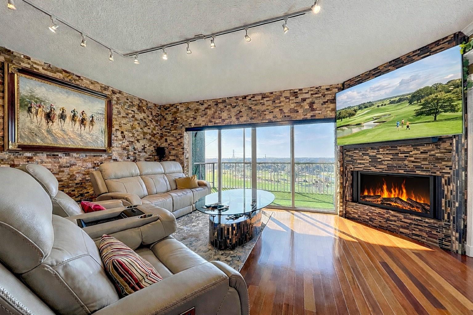 COUNTRY CLUB CONDO I AT EAST BAY - Residential