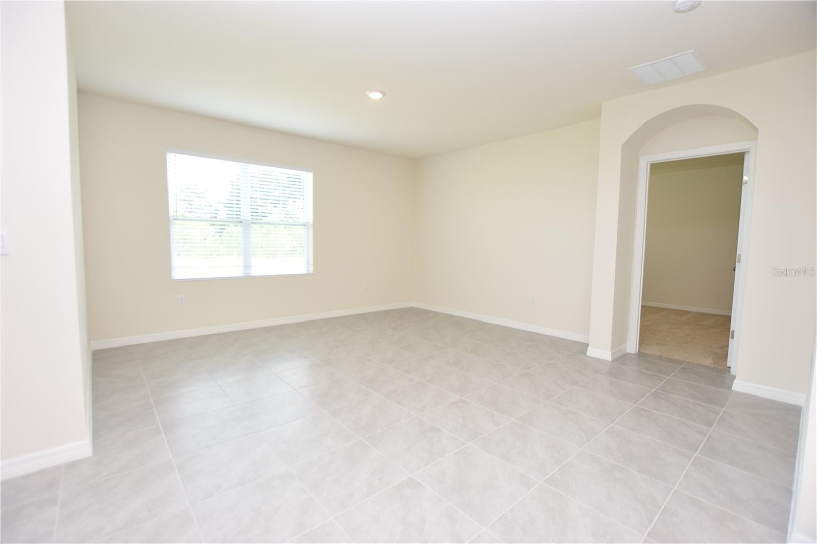 RIVERSTONE - Residential Lease