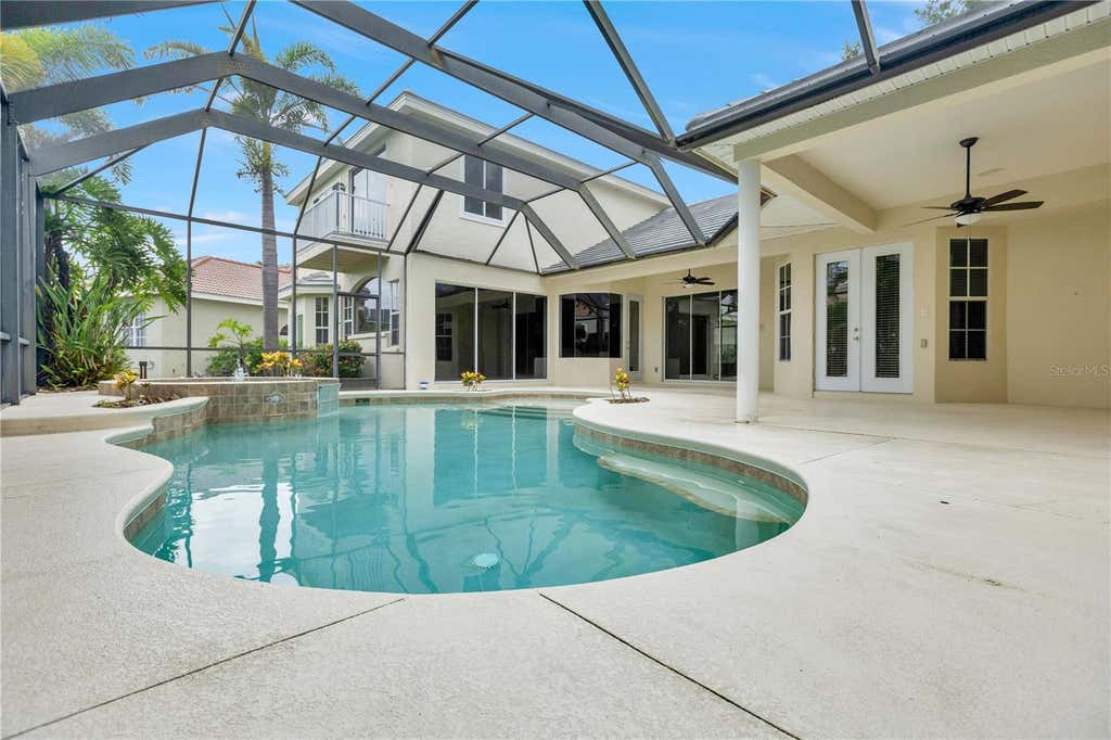 Photo of 8018 Waterview Boulevard, Bradenton, FL 34202 (MLS # O6427531)