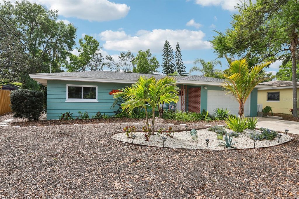 Photo of 797 Lakeside Drive, Dunedin, FL 34698 (MLS # TB8486528)