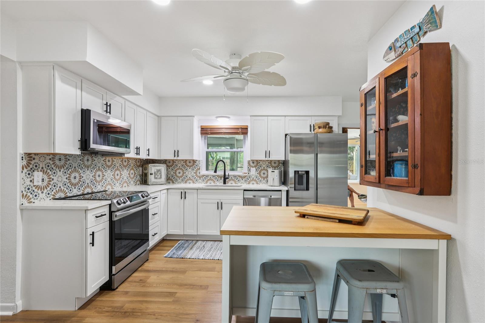 LAKESIDE TERRACE 1ST ADD - Residential