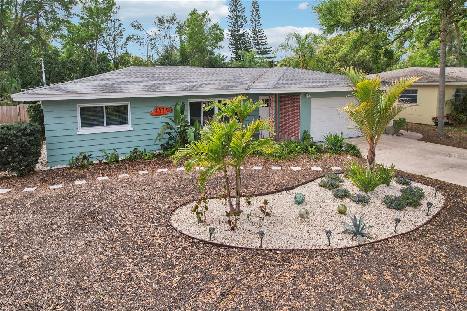 LAKESIDE TERRACE 1ST ADD - Residential