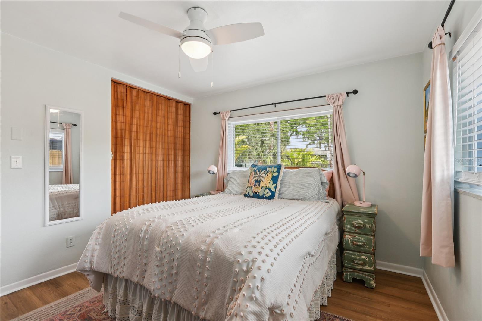 LAKESIDE TERRACE 1ST ADD - Residential