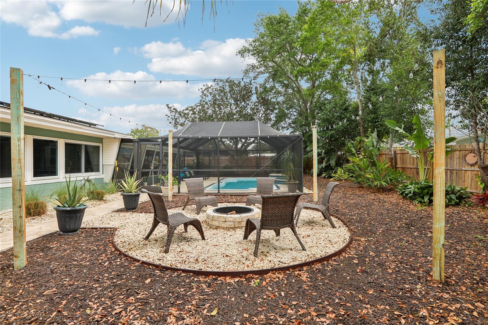 LAKESIDE TERRACE 1ST ADD - Residential