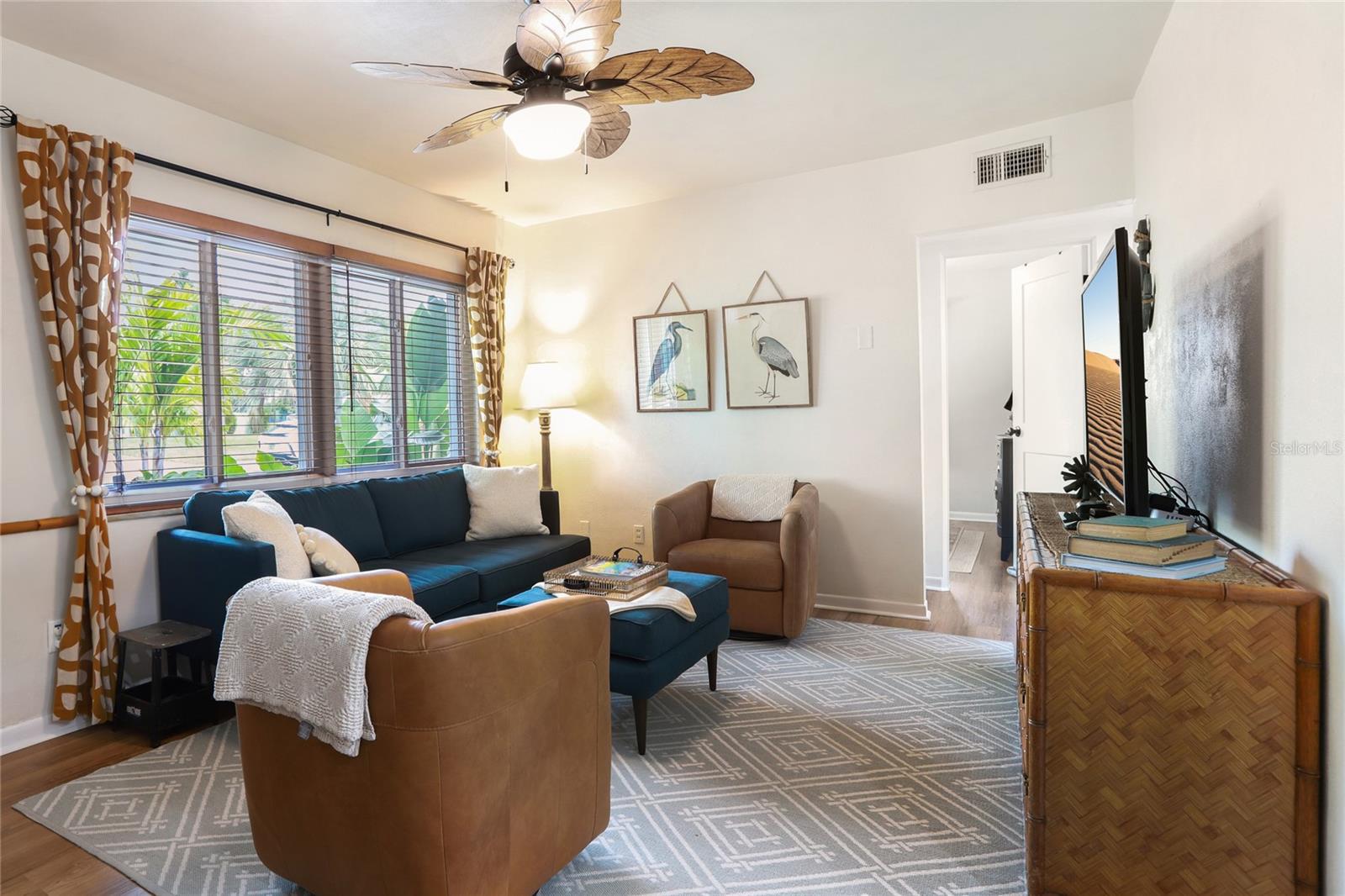 LAKESIDE TERRACE 1ST ADD - Residential