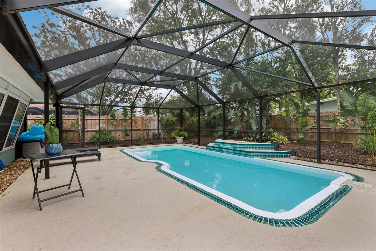 LAKESIDE TERRACE 1ST ADD - Residential