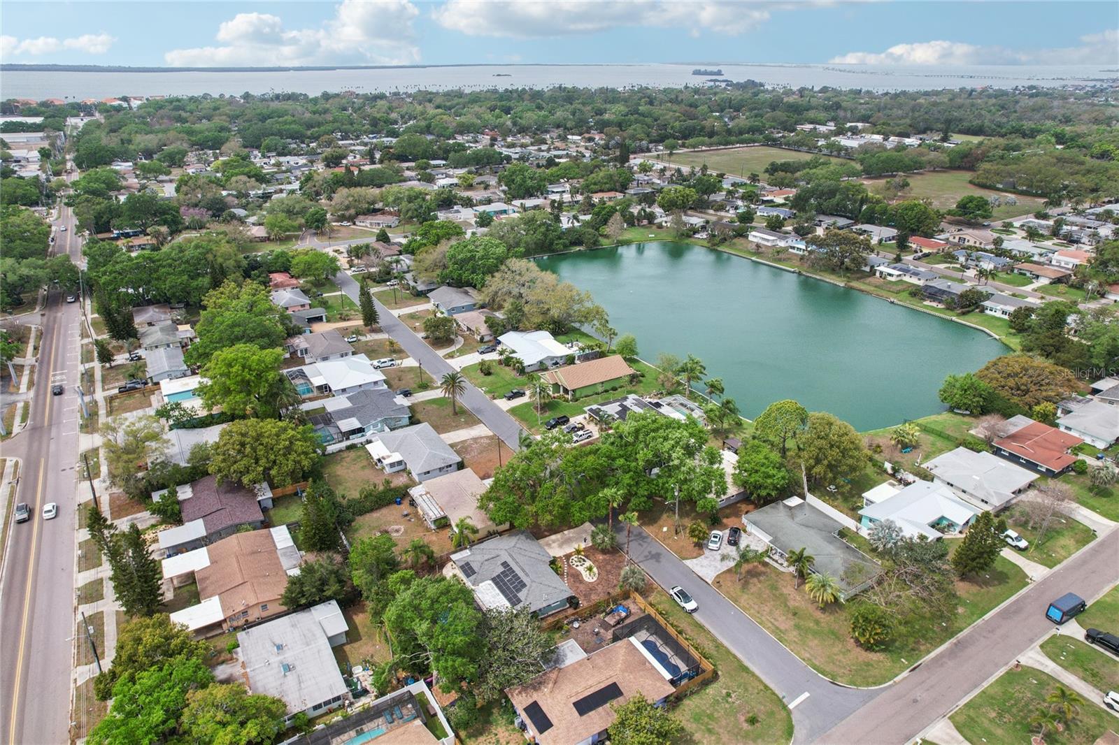 LAKESIDE TERRACE 1ST ADD - Residential