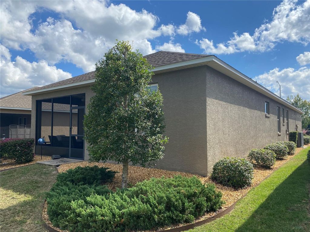 Photo of 9839 SW 99th Loop, Ocala, FL 34481 (MLS # OM712194)