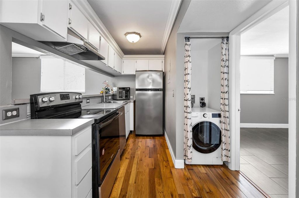 Photo of 1301 S Howard Avenue #A22, Tampa, FL 33606 (MLS # TB8393662)