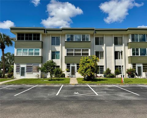 A home in PORT CHARLOTTE