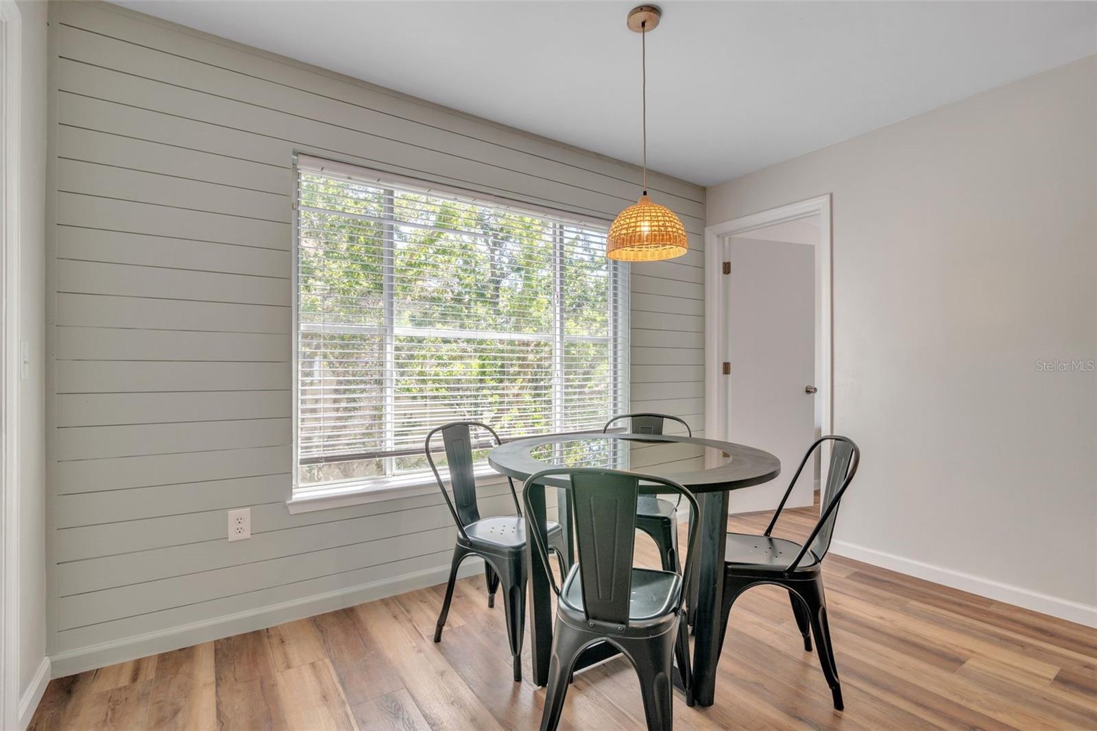 UNIV TERRACE W - Residential Lease