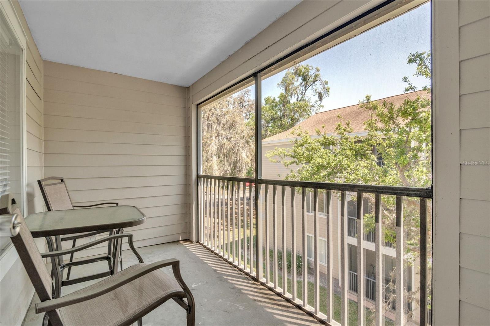 UNIV TERRACE W - Residential Lease