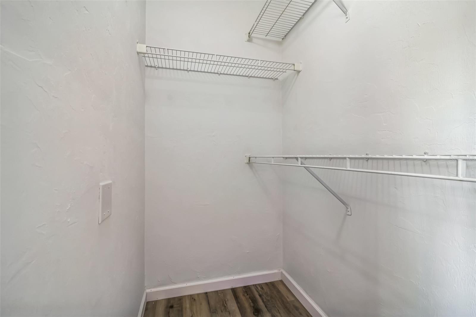 UNIV TERRACE W - Residential Lease