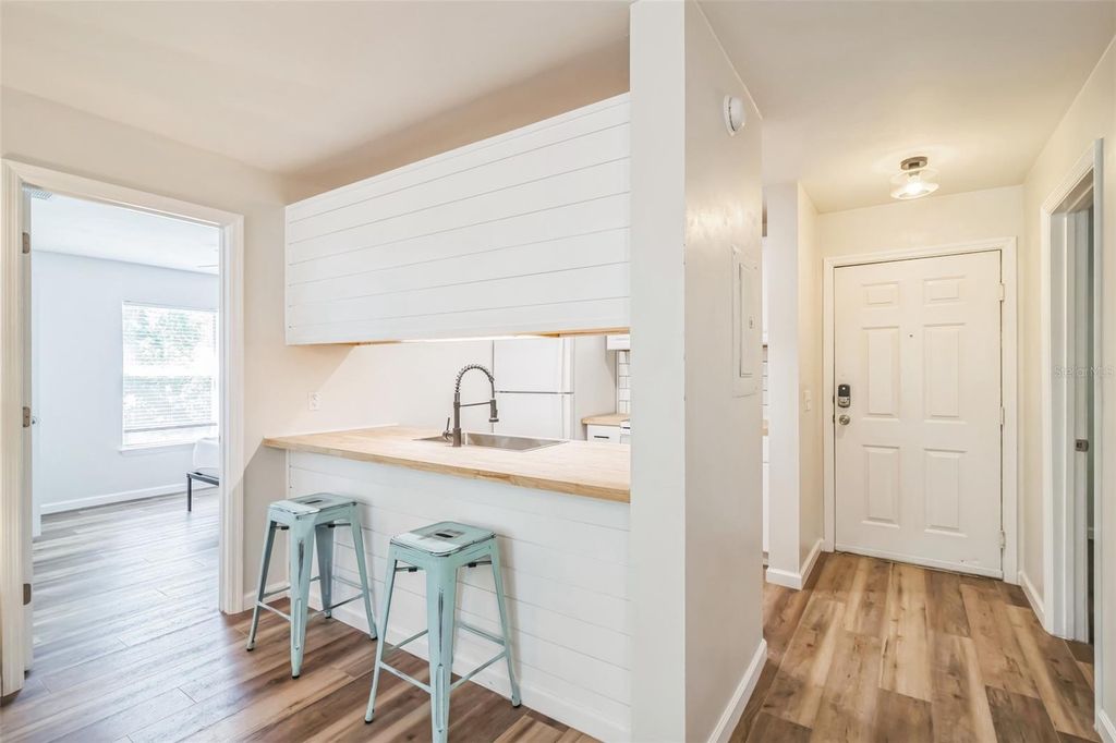 Photo of 3800 SW 20th Avenue #112, Gainesville, FL 32607 (MLS # GC534588)