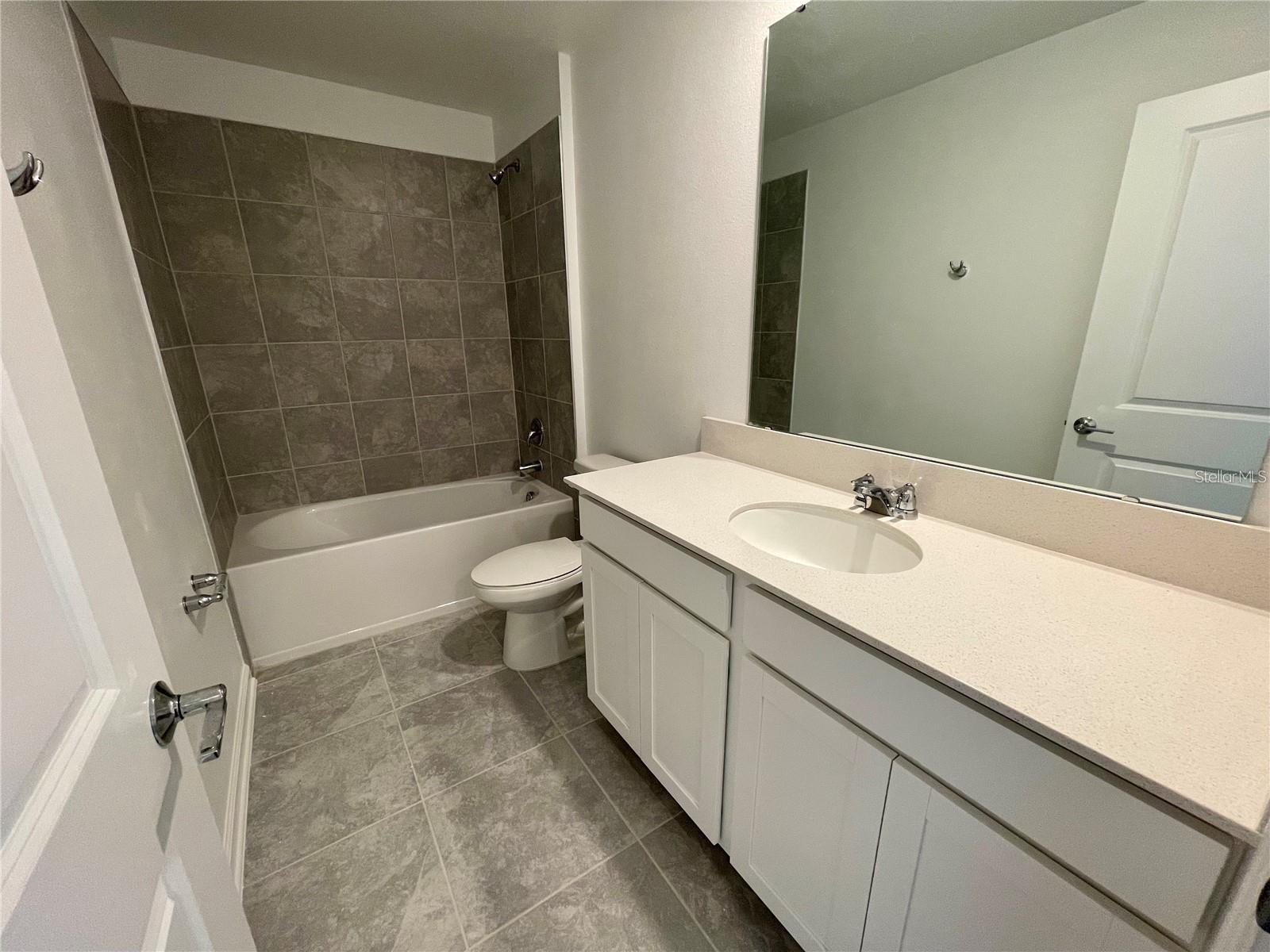 STOREY GROVE - Residential Lease