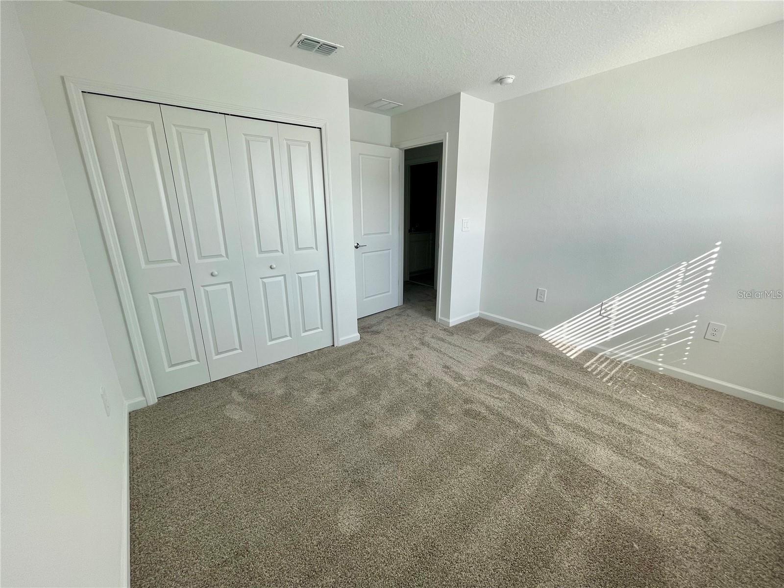 STOREY GROVE - Residential Lease