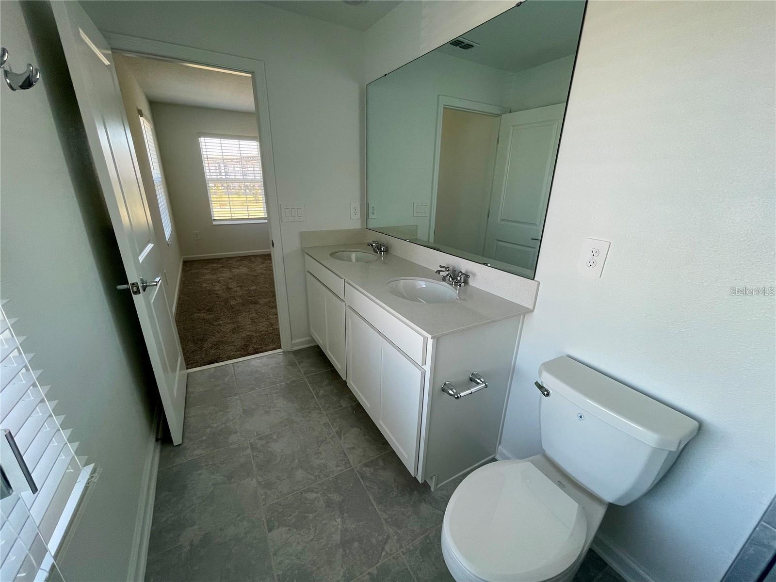 STOREY GROVE - Residential Lease