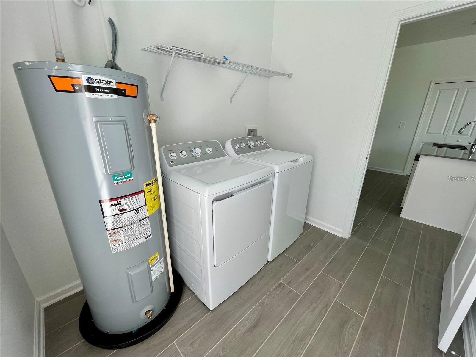 STOREY GROVE - Residential Lease