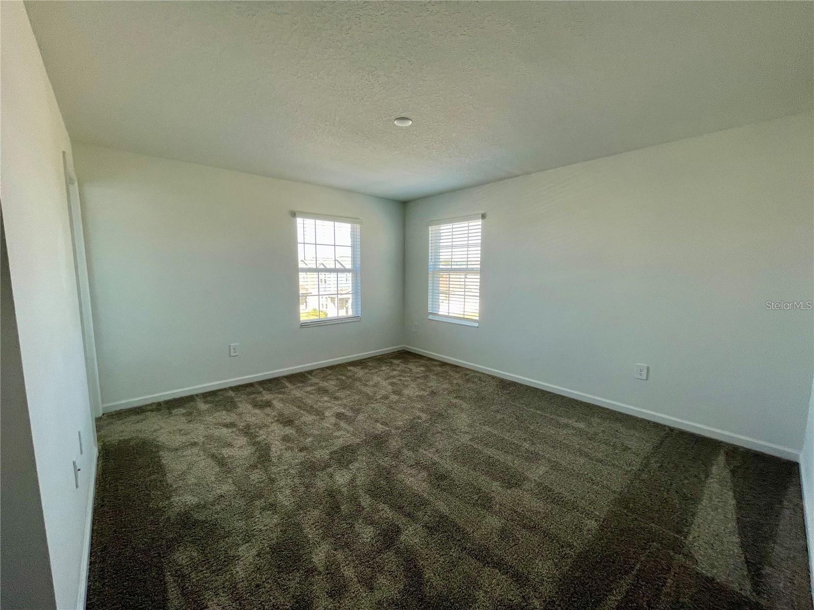 STOREY GROVE - Residential Lease