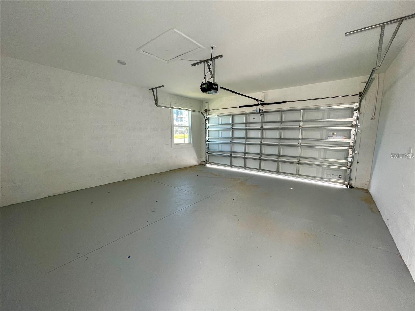 STOREY GROVE - Residential Lease