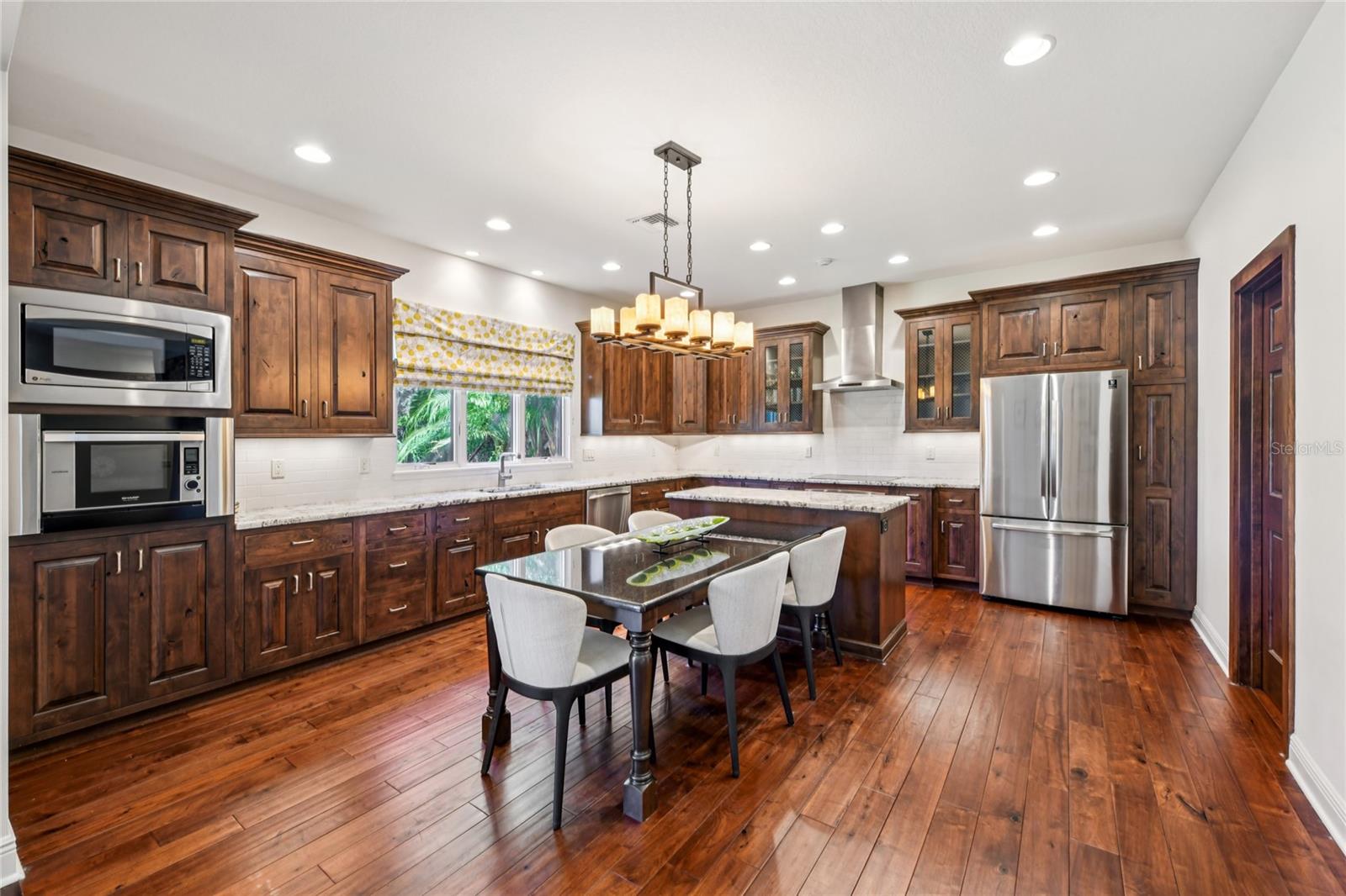 ISLEWORTH - Residential