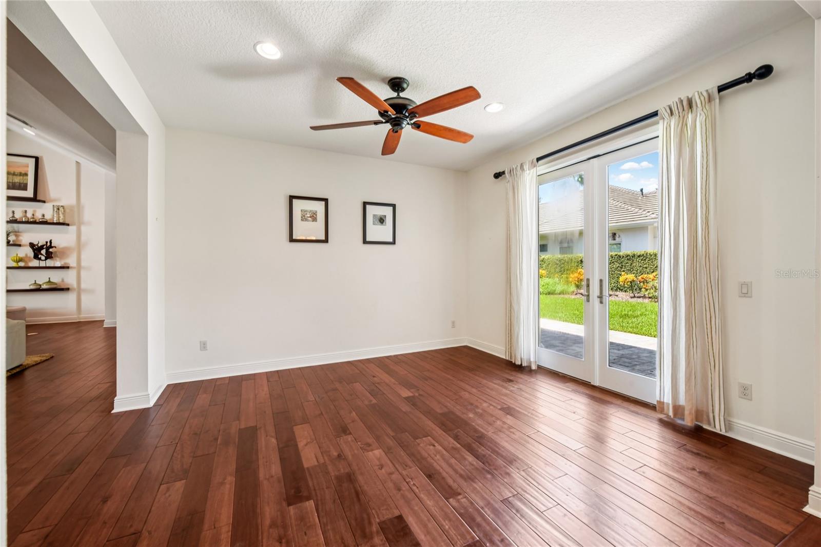 ISLEWORTH - Residential