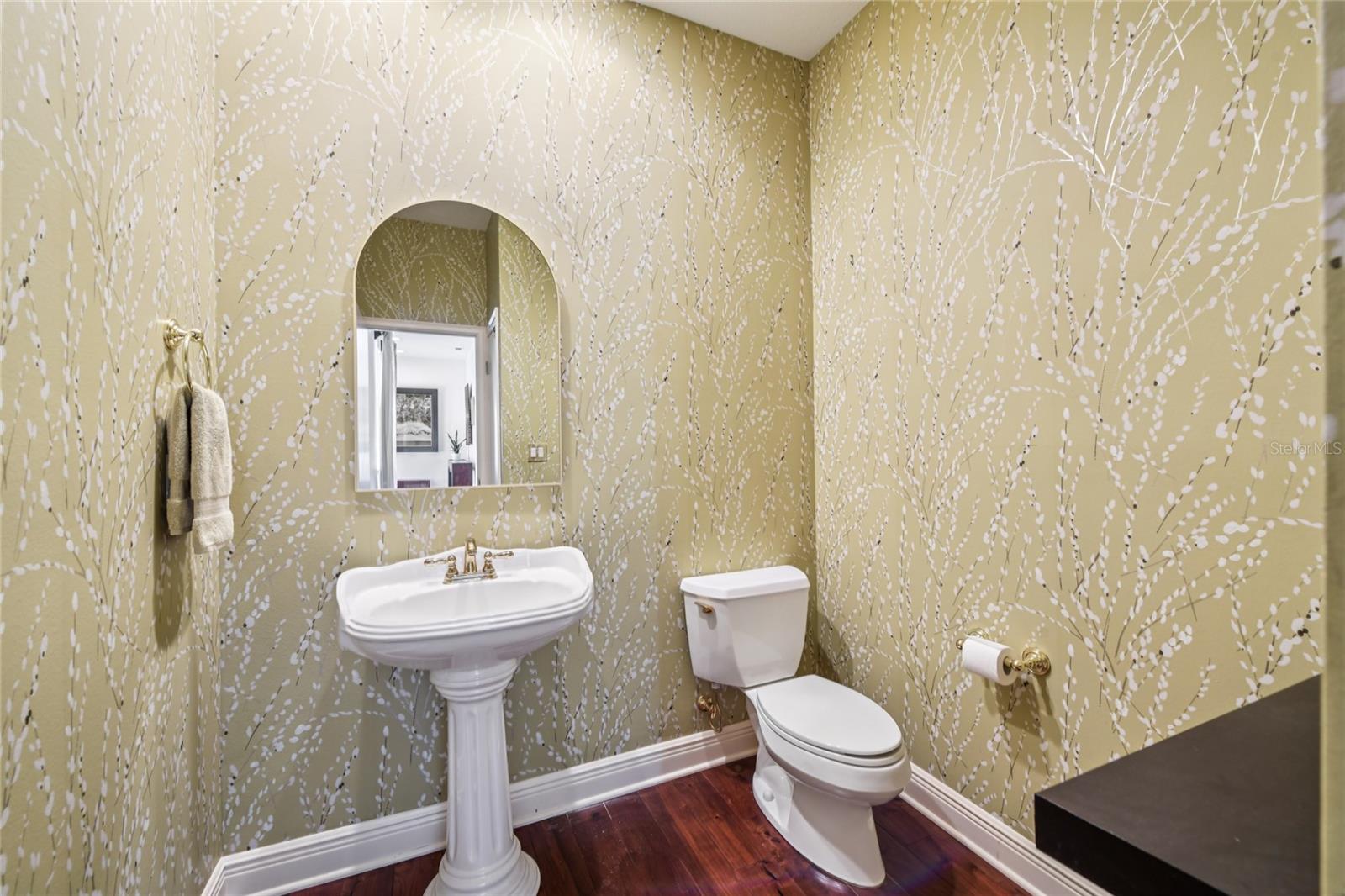 ISLEWORTH - Residential