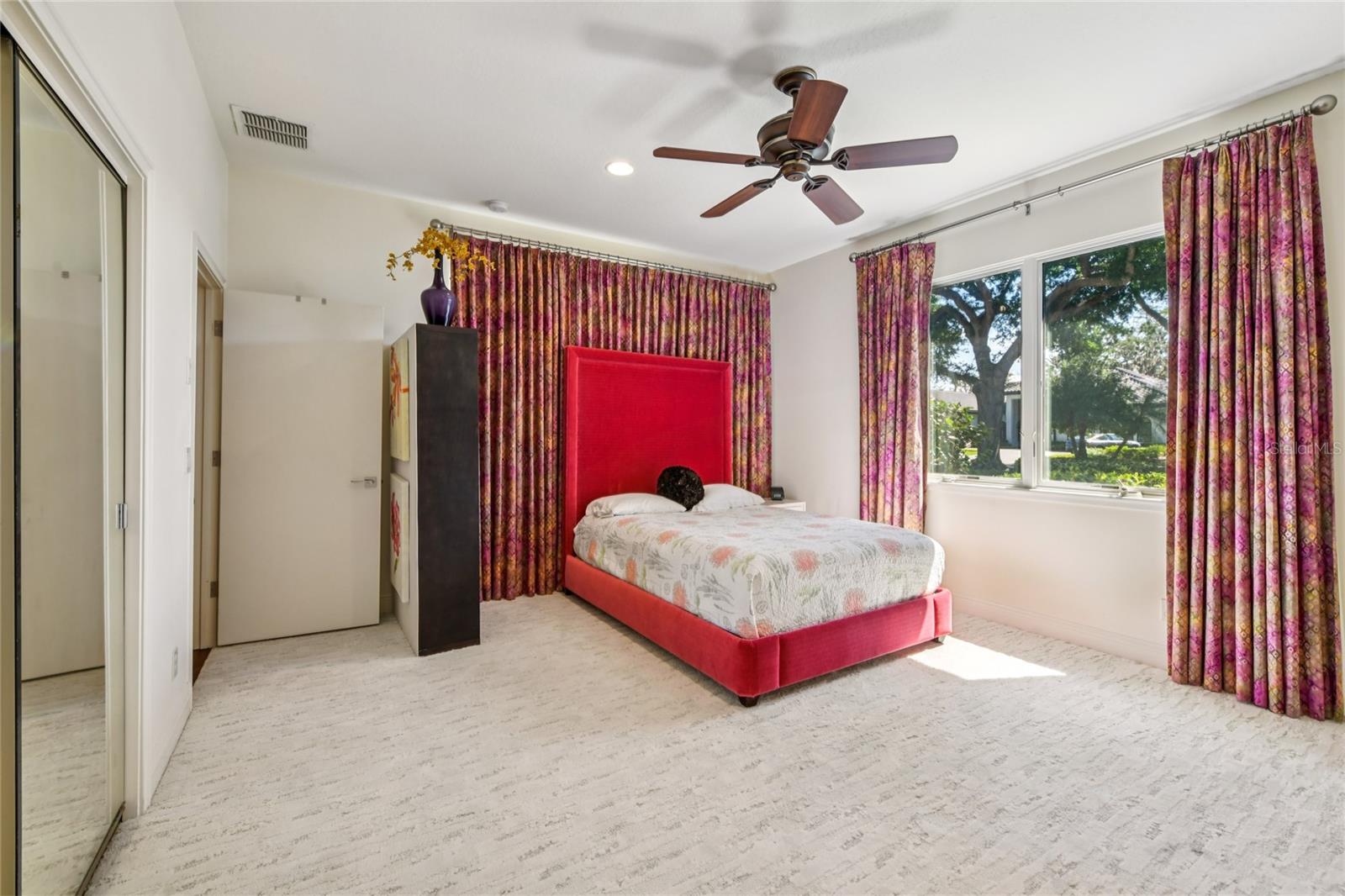 ISLEWORTH - Residential