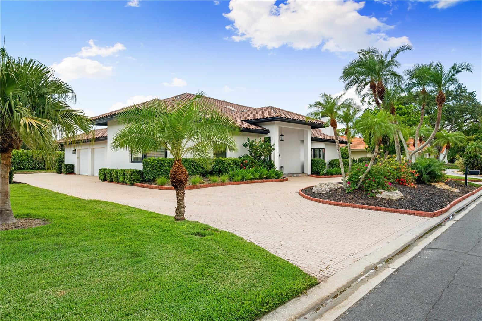 1484 SEAFARER DRIVE