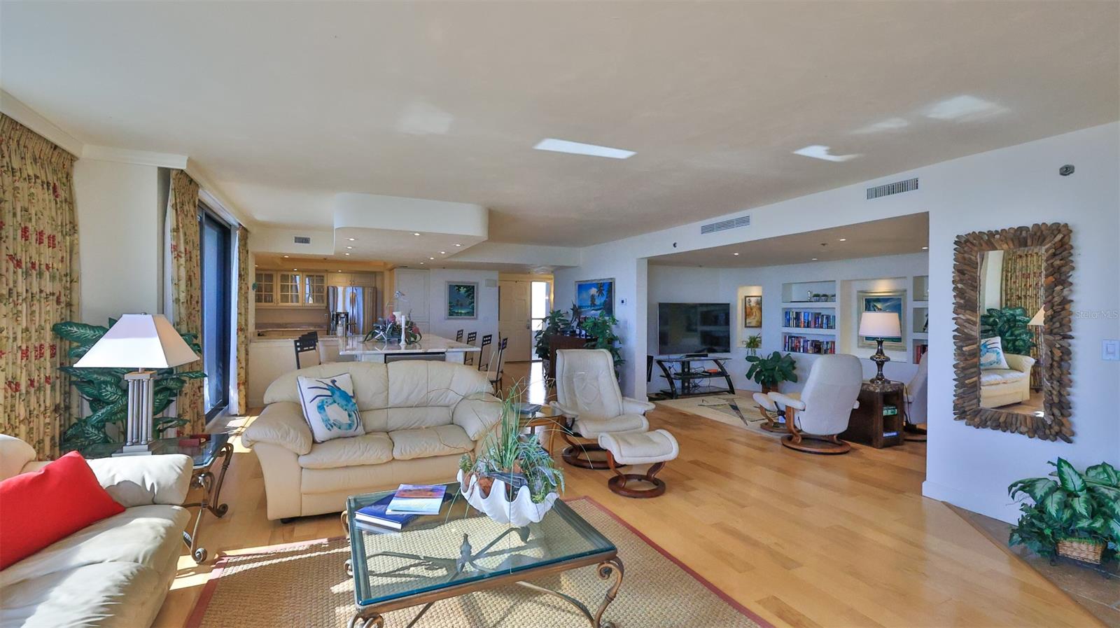 Tradewinds Condo - Residential