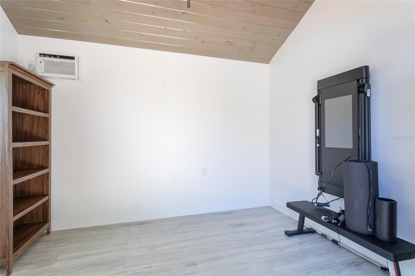 COFFEE POT ADD SNELL & HAMLETTS - Residential