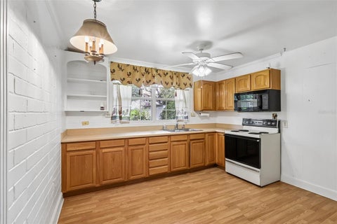 Tiny photo for 206 SE 28th Avenue, Ocala, FL 34471 (MLS # O6446161)