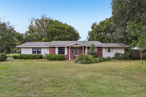 Photo of 206 SE 28th Avenue, Ocala, FL 34471 (MLS # O6446161)