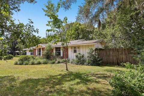 Tiny photo for 206 SE 28th Avenue, Ocala, FL 34471 (MLS # O6446161)