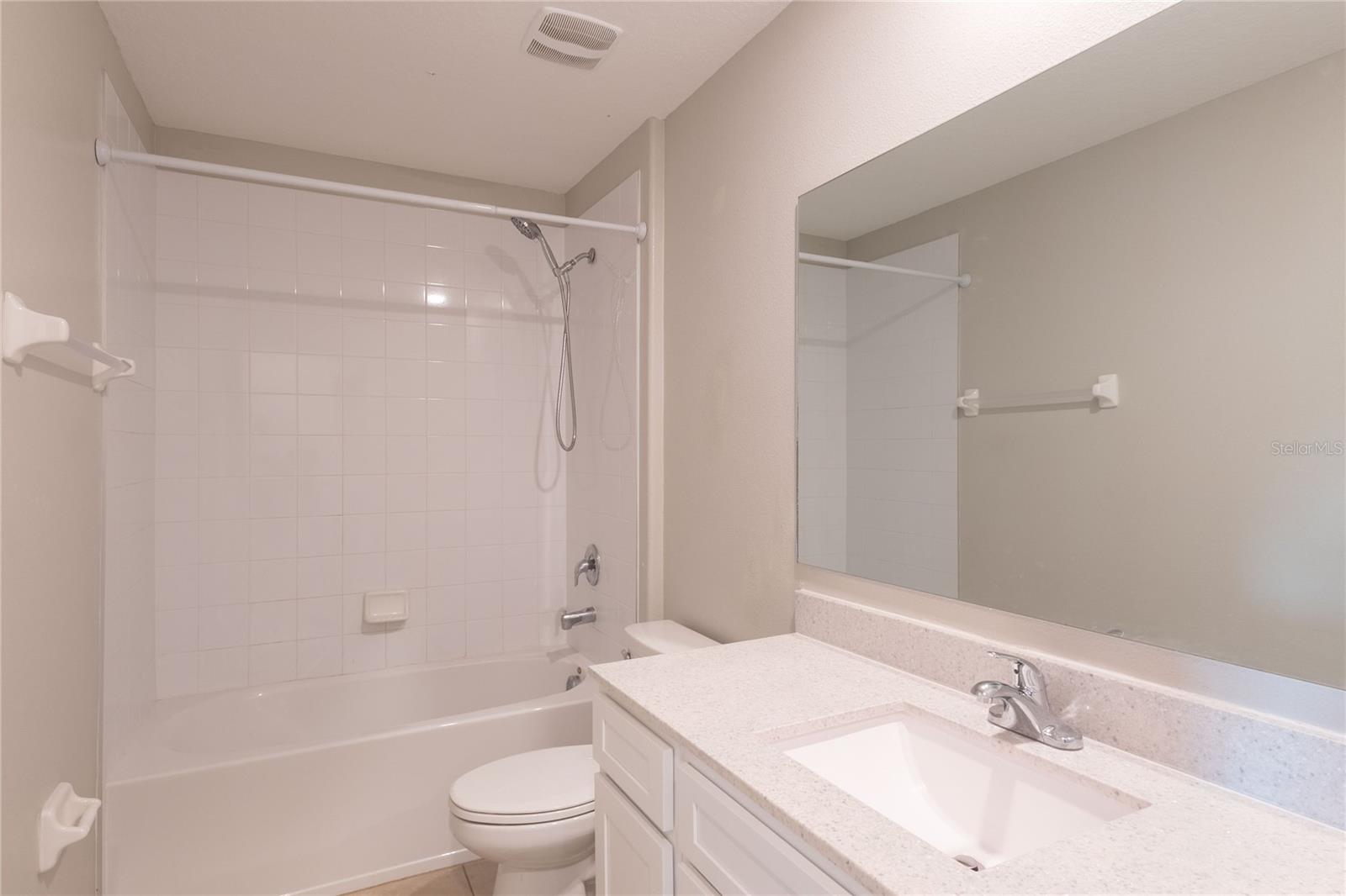 BELMONT SOUTH PH 2D & PASEO AL - Residential Lease