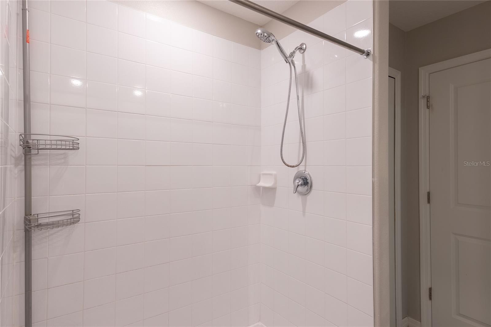 BELMONT SOUTH PH 2D & PASEO AL - Residential Lease