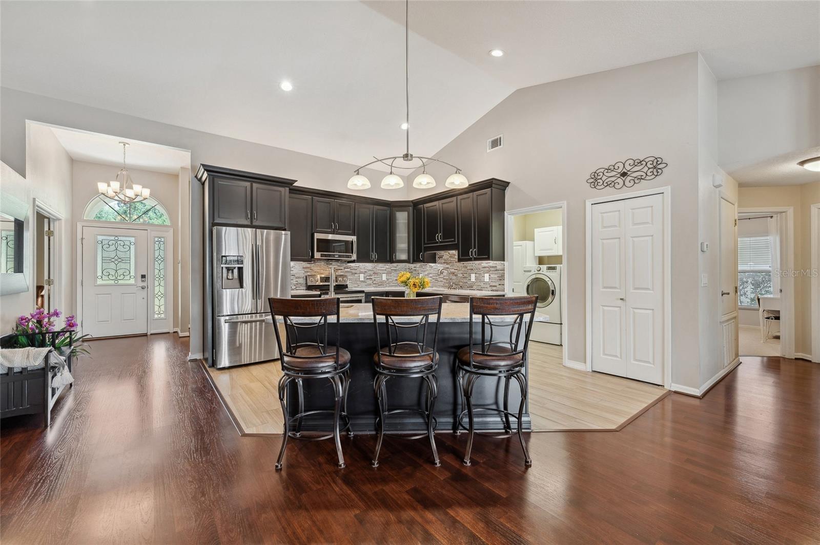 10146 POINTVIEW COURT